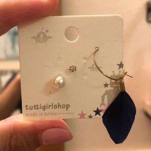 Pearl and feather earring set